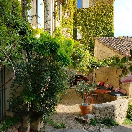 La Maison Pres De La Fontaine Saignon Bagian luar foto