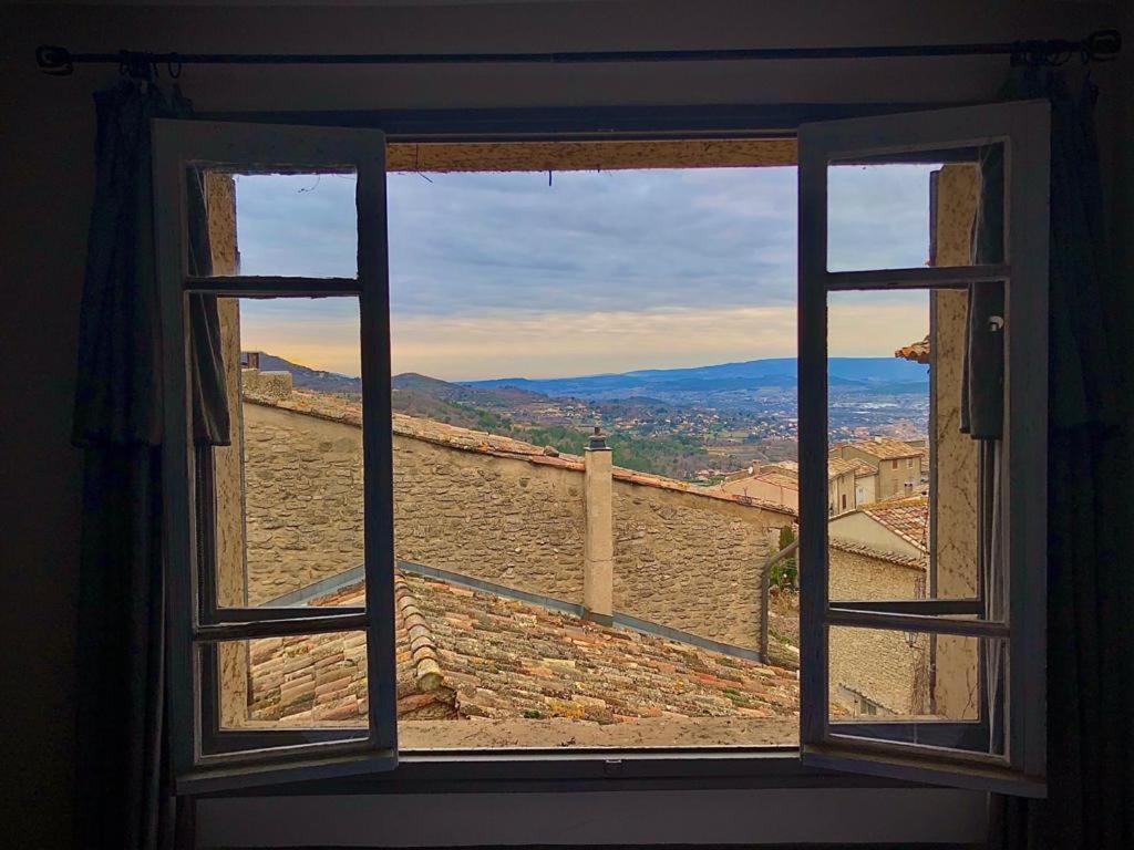La Maison Pres De La Fontaine Saignon Bagian luar foto